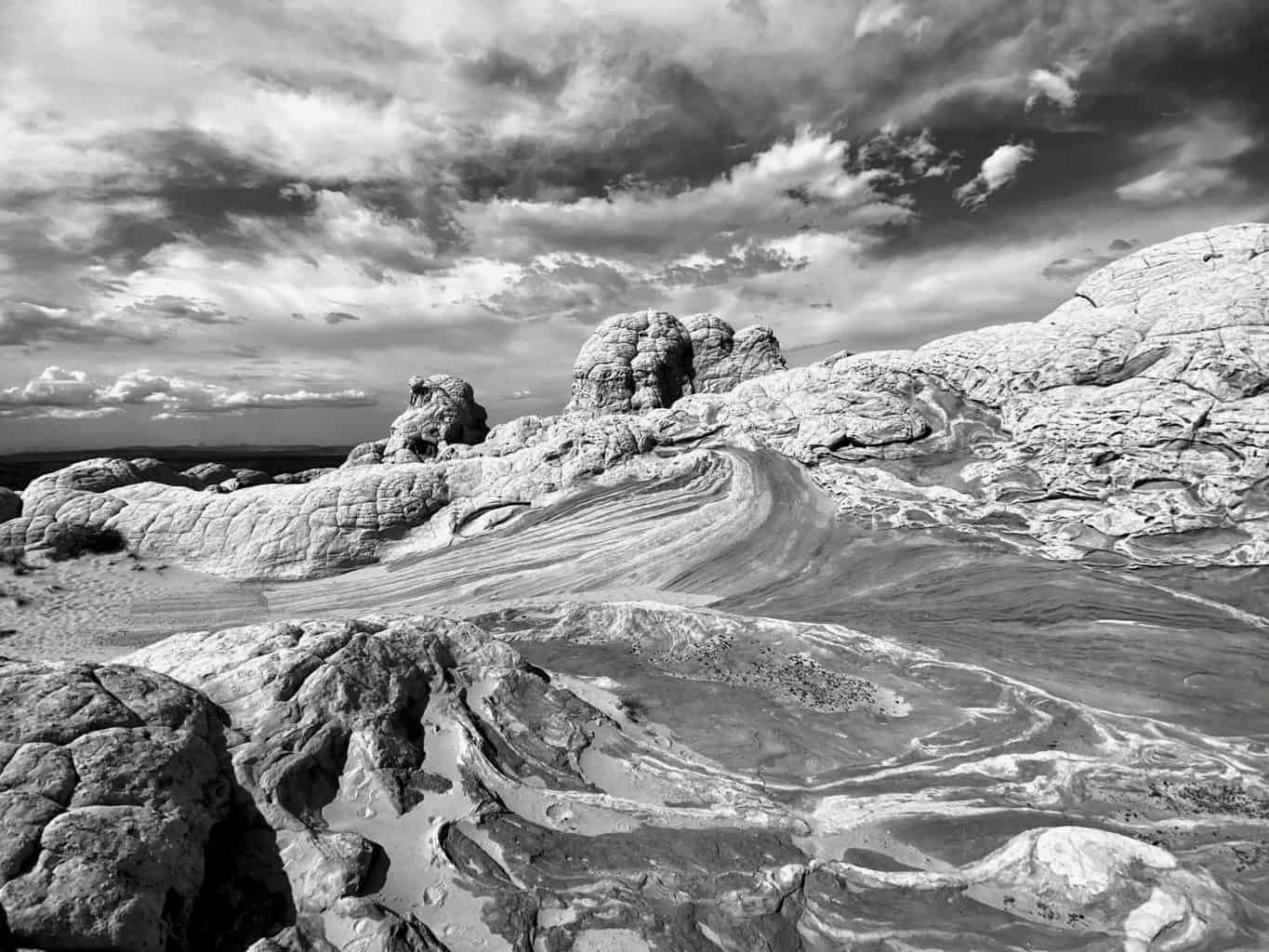 Mountains, apple, retina