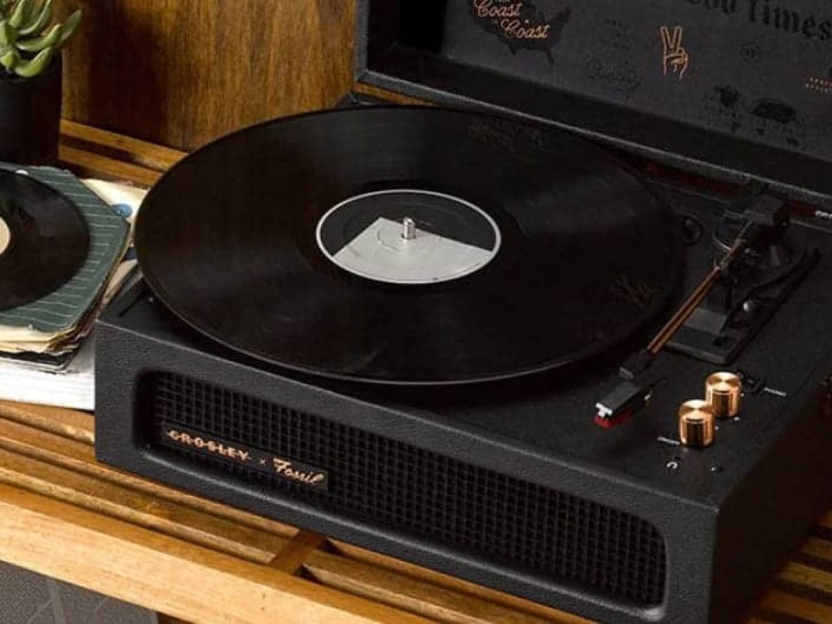 Fossil X Crosley Release Retro Record 
