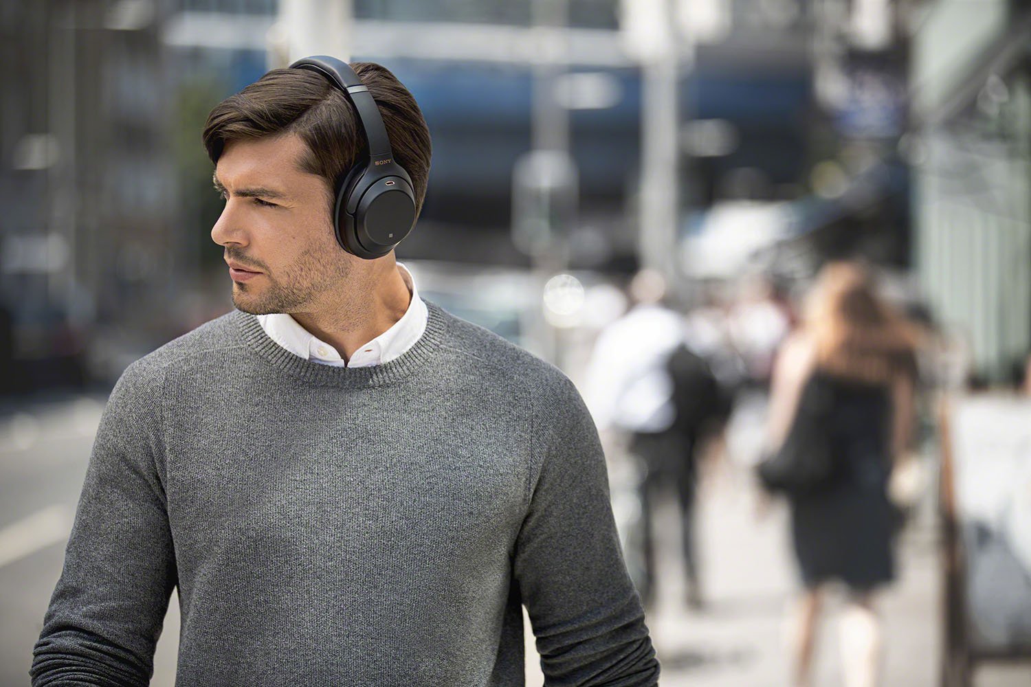 Sony Noise-Cancelling Wireless Headphone Review