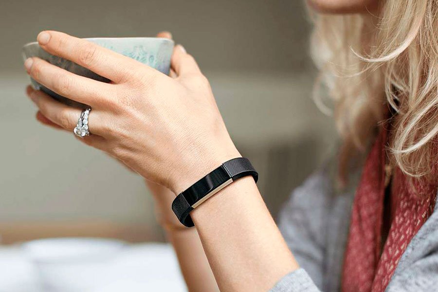 We Love The New Fitbit Alta With Sexy Accessories - Women Love Tech