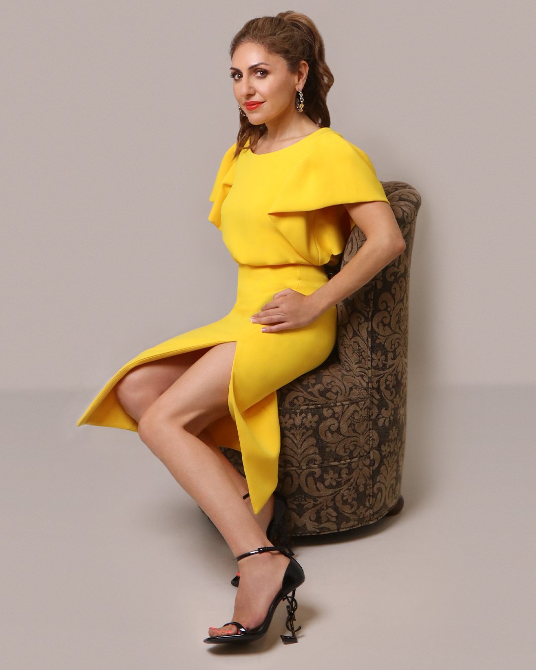 Bahar Etminan Launches Membership On Sunroom App