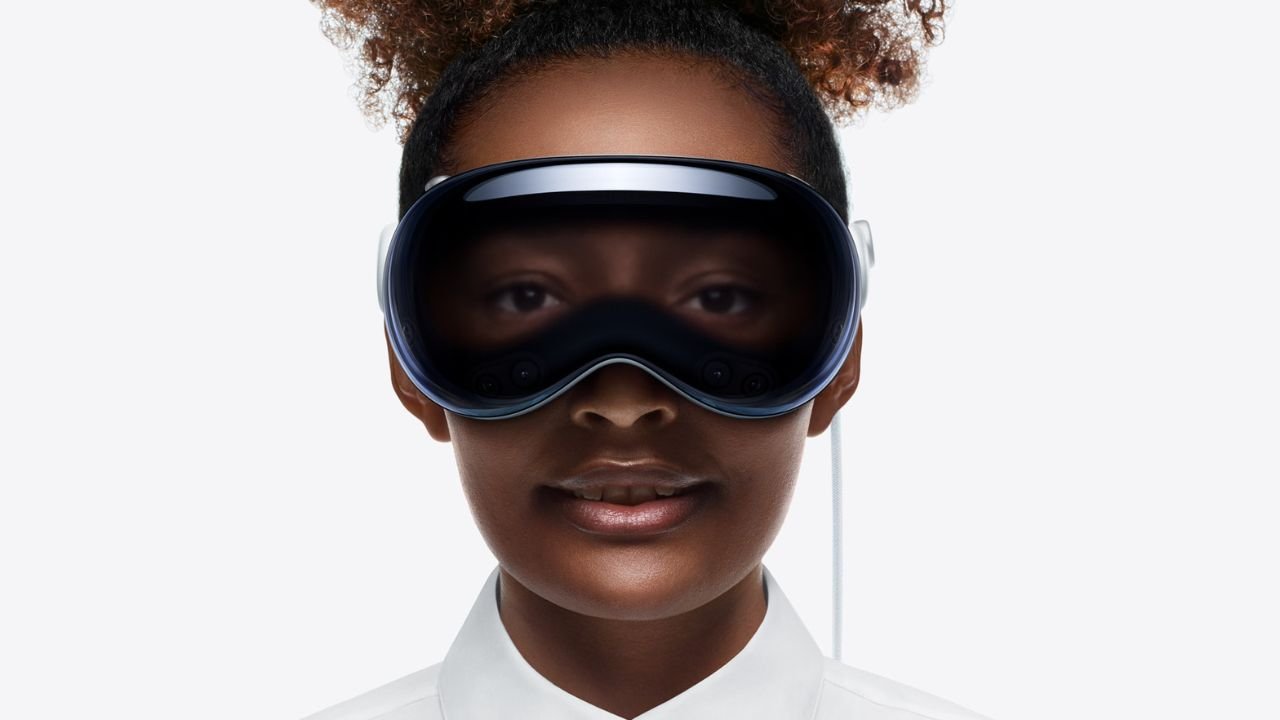 Apple is About to Release Its First Mixed Reality Headset