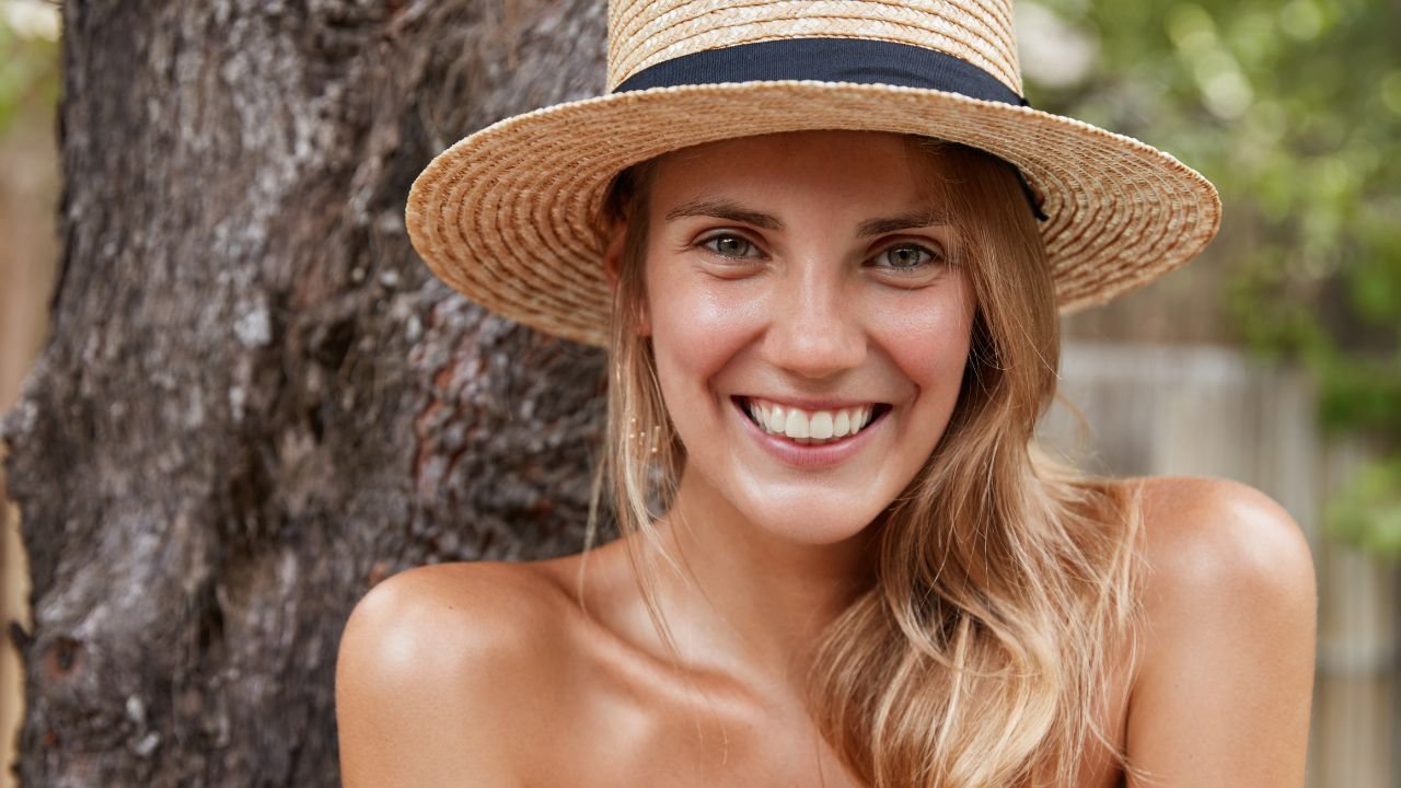 The Whitening Device That Will Go Where Your Toothpaste Will Not