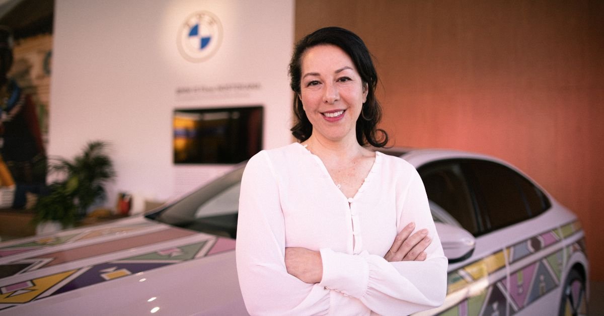 How Dr. Stella Clarke Pioneered the Colour-Changing Car