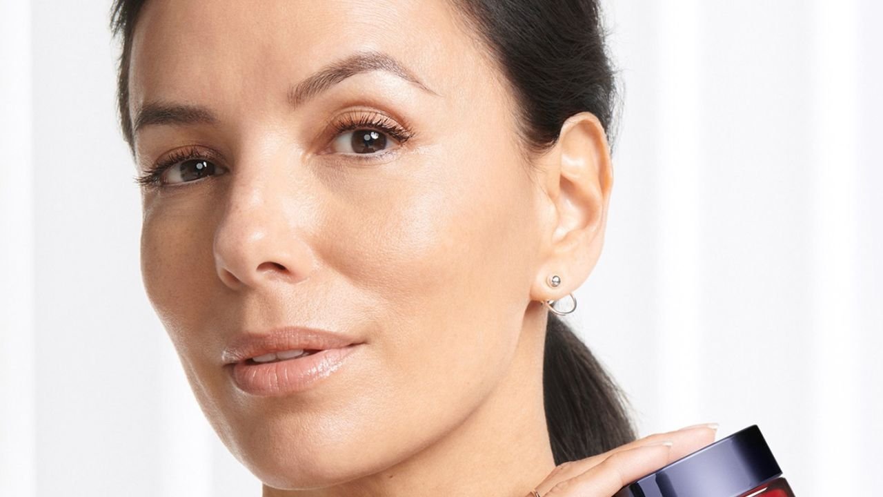 L’Oréal Pioneers Reconstructed Human Skin. Making Testing Your Lippie on Bunnies Harder to Excuse…