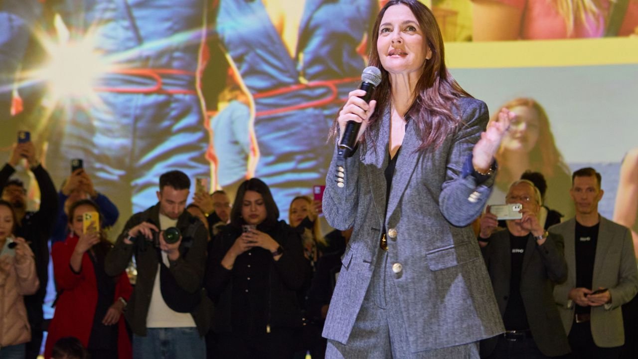 Drew Barrymore Shares Her Tips on Tackling Screen Time