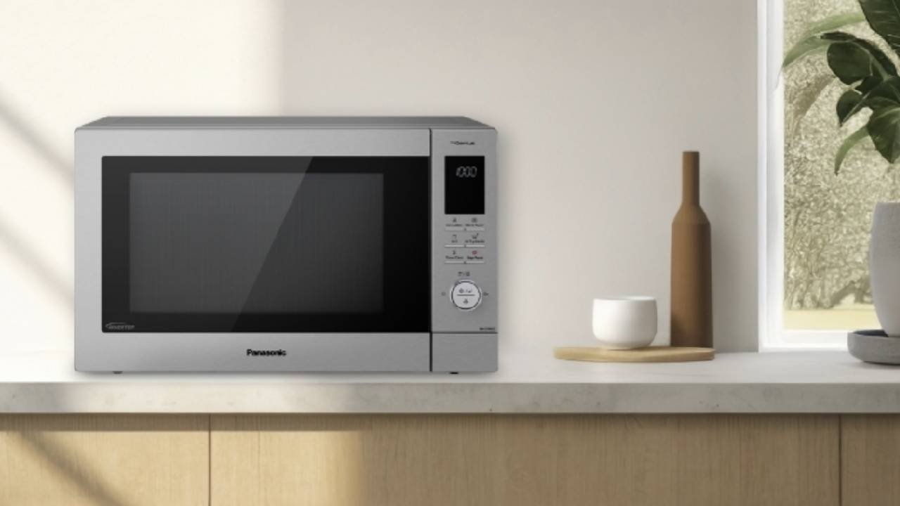 The Panasonic 34L 4-in-1 Air Fry Convection Microwave Oven, with its premium stainless-steel build, makes healthy cooking simple. Enjoy air frying, convection baking, grilling, and microwave options in one sleek appliance, saving space on your kitchen counter.