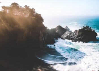 Prada’s Newest Sandals Are a Lesson in Elegant Comfort