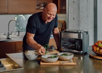 Four Functions, 15 Minutes, One Master Chef: The Facts and Figures Behind This New Multicooker
