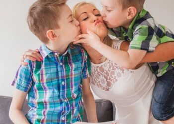 Meet Maggie: The Cool Aunty App For Free Kids Activities