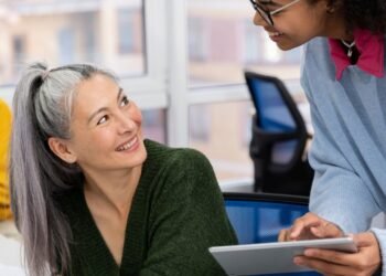 How to Find Your Mentorship Style as a Female Tech Leader