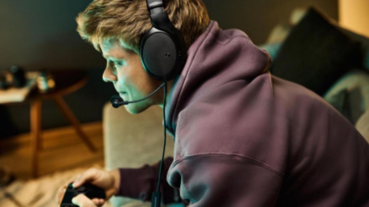 Transform Your Headphones into a Gaming Headset with This Clever Accessory