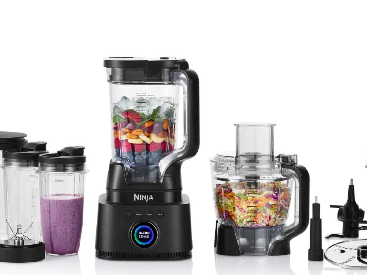Silent Night, Smoothie Night  A Grinch-Free Guide to the Ninja