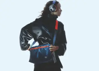 Dyson x Porter: 380 Pieces, One Iconic Statement Dyson x Porter: 380 Pieces, One Iconic Statement