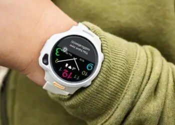 A Smart Phone For When Your Little One Has Outgrown Letters to Santa … But Isn’t Quite Ready for a Samsung