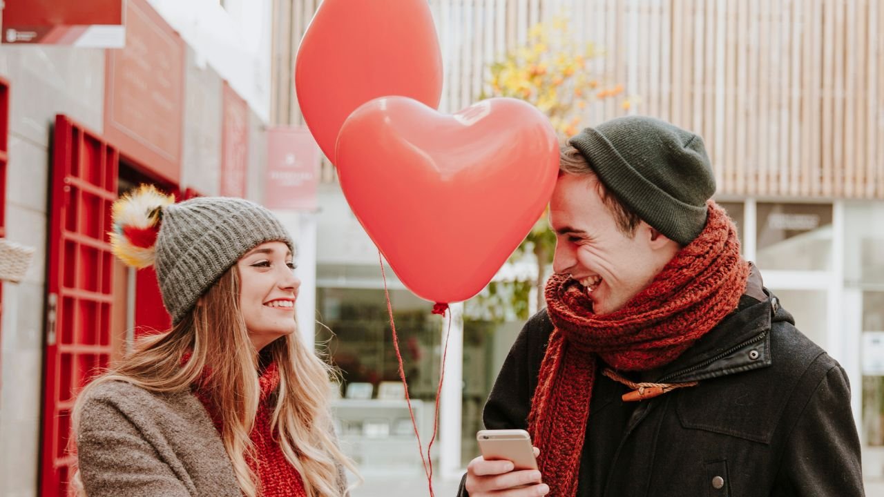 Dating Apps Valentine's Day