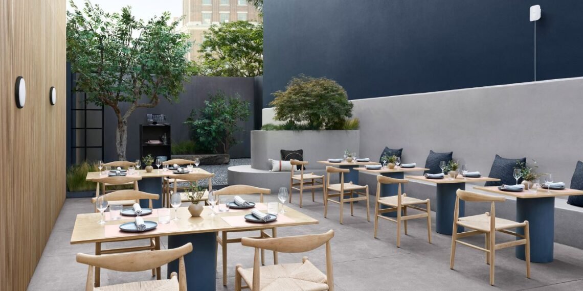 Eero Outdoor 7 outdoor wi-fi