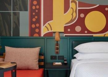 Smart Hotels Caption by Hyatt Sydney