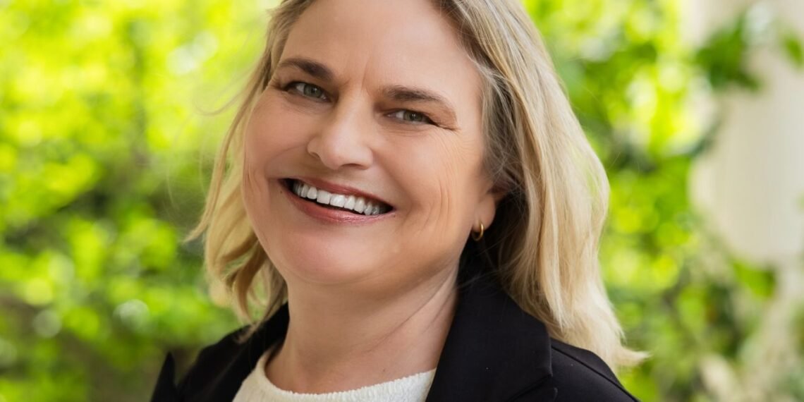 Gillian Woodhouse