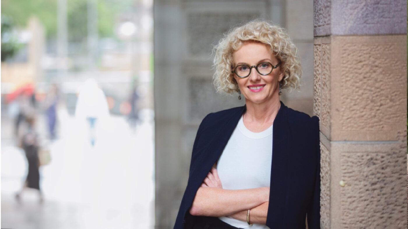 Dr Anna Harrison