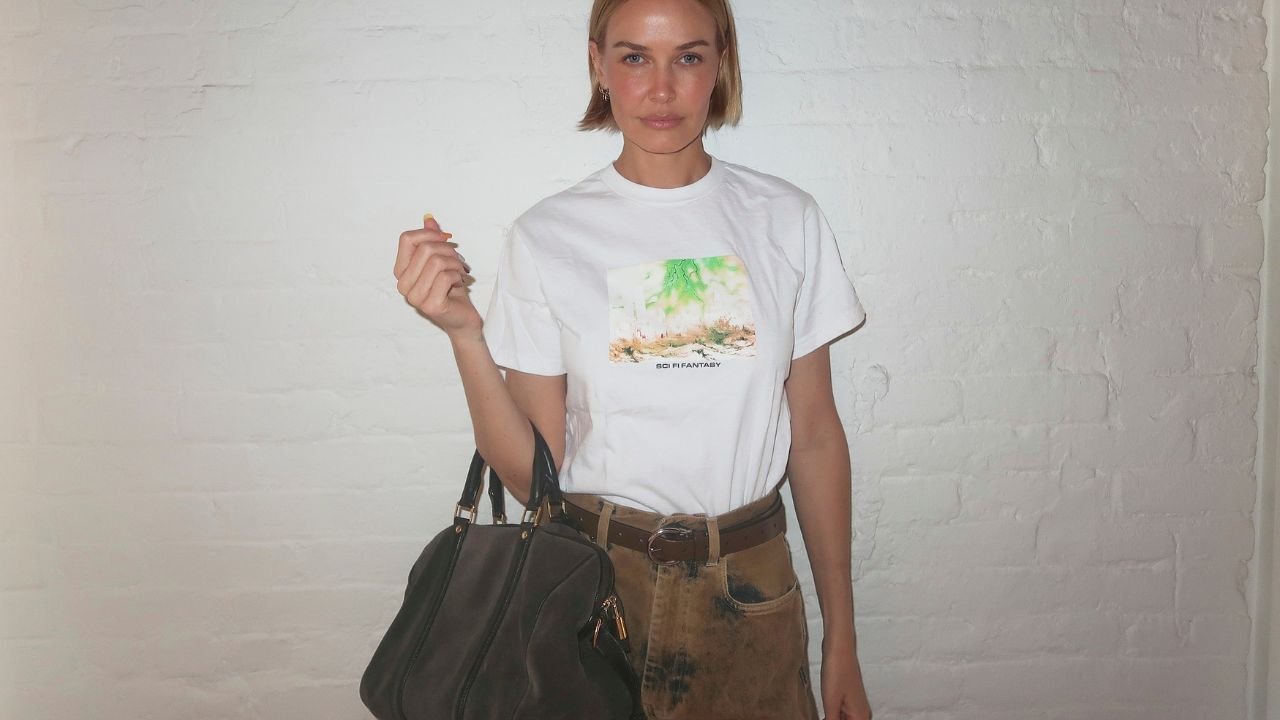 Lara Worthington